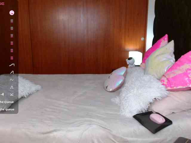 kendra-28 webcam