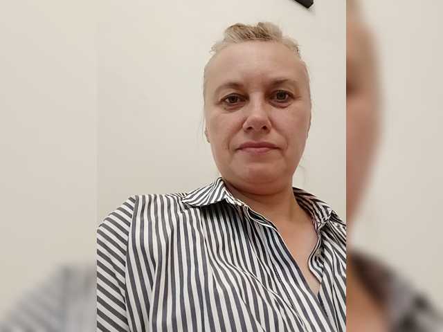 EfrosinyaRAY live cam on BongaCams