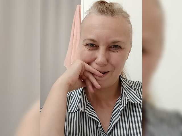 EfrosinyaRAY live cam preview