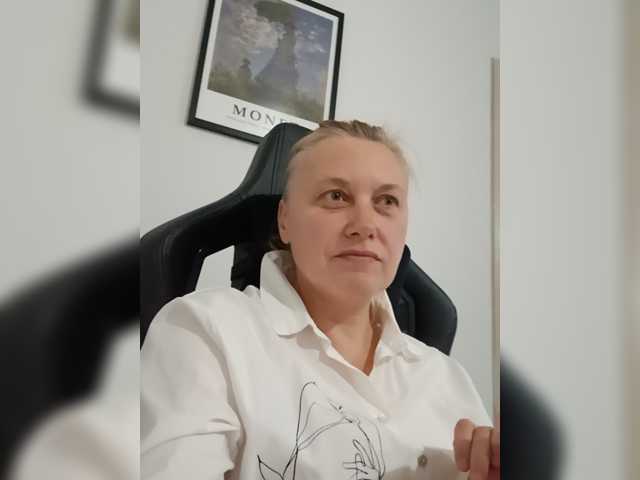 EfrosinyaRAY live cam on BongaCams