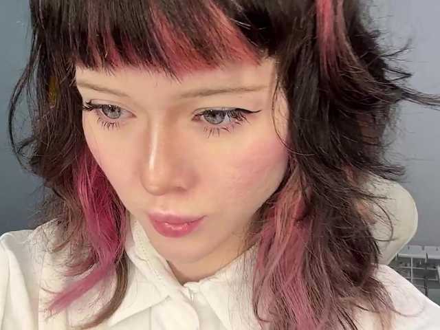 ShadowBarbie live cam on BongaCams