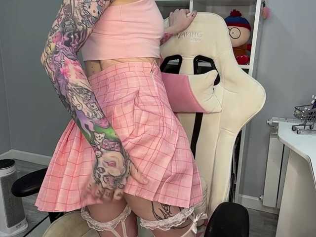 ShadowBarbie live cam on BongaCams