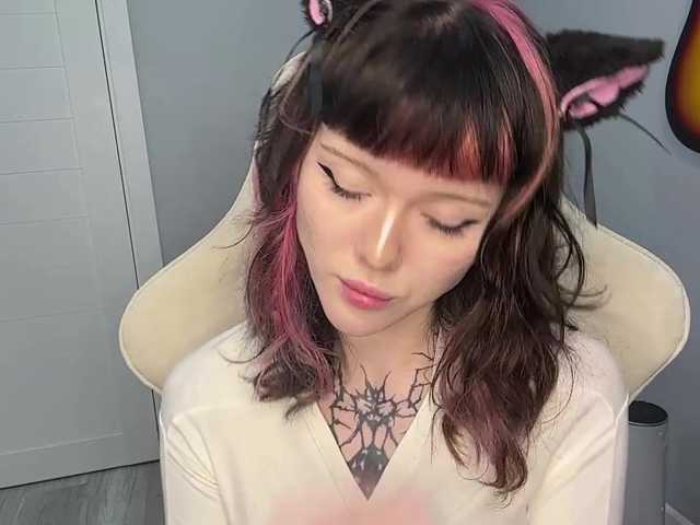 ShadowBarbie live cam on BongaCams