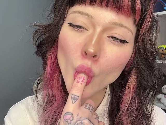 ShadowBarbie live cam on BongaCams