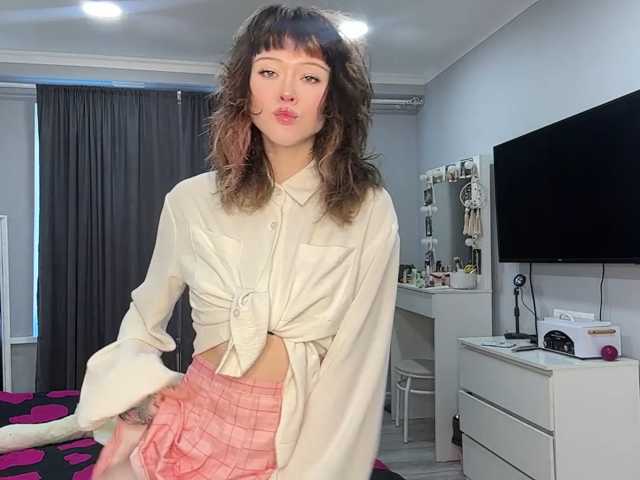 ShadowBarbie live cam on BongaCams