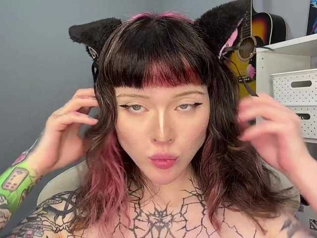 ShadowBarbie live cam on BongaCams
