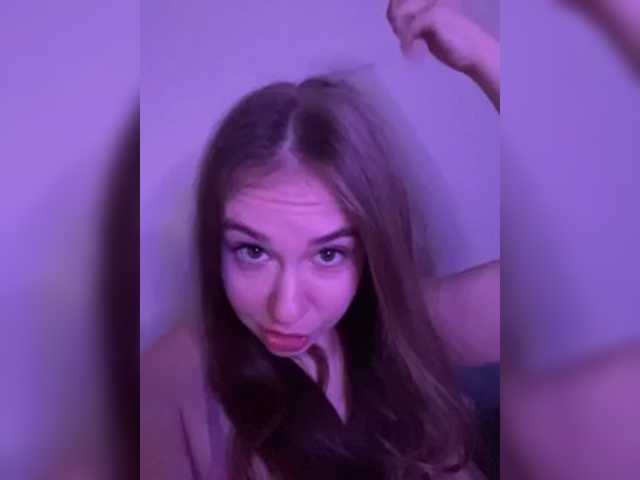 Alisalisaaa live cam on BongaCams