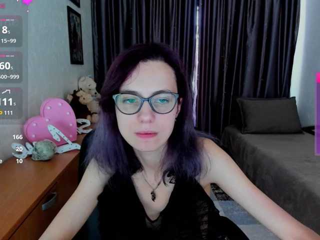 MiniLussiya, en directo ahora en BongaCams
