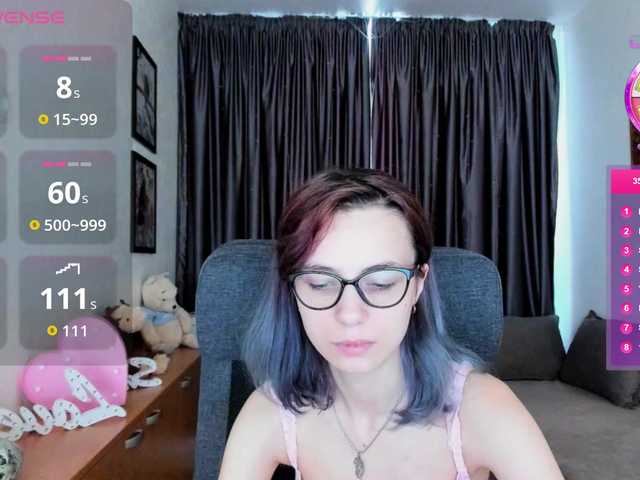 MiniLussiya live cam preview