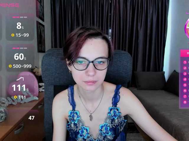 MiniLussiya live cam preview