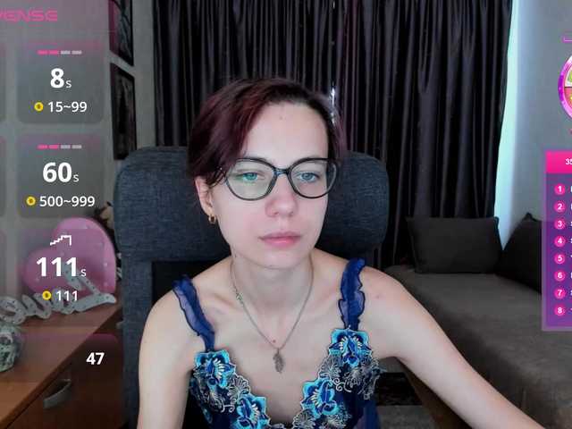 MiniLussiya live cam preview