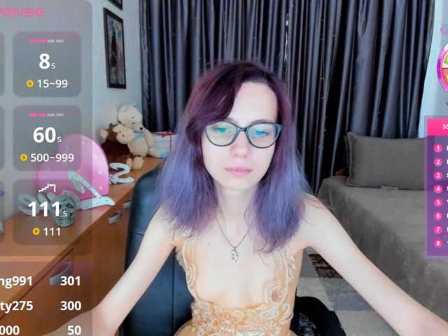 MiniLussiya, live now on BongaCams