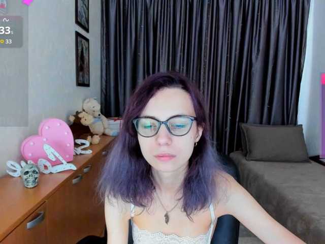 MiniLussiya live cam preview