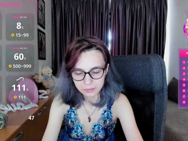 MiniLussiya live cam preview