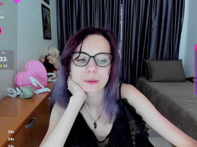 MiniLussiya, en vivo ahora en BongaCams