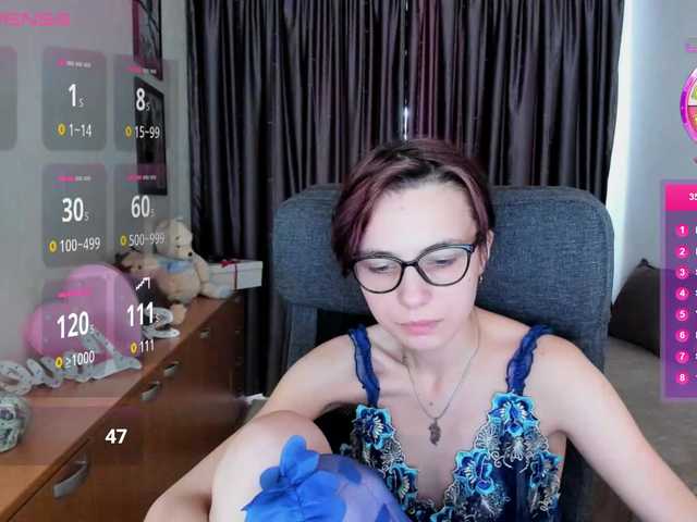 MiniLussiya live cam preview