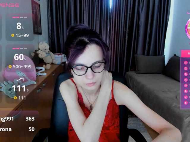 MiniLussiya live cam preview