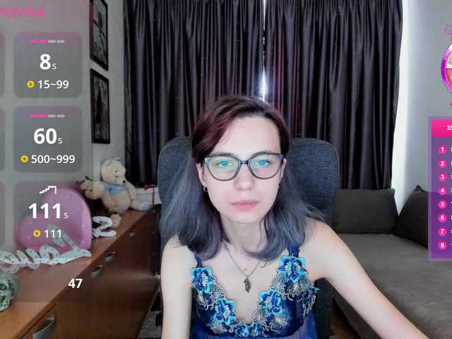 MiniLussiya live cam on BongaCams