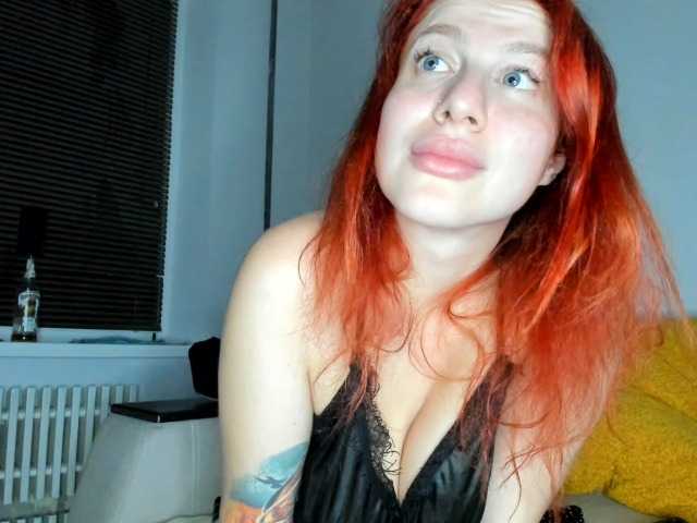 RosyFoxy live cam on BongaCams