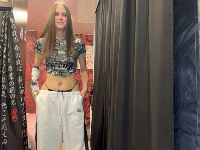 AudreaDede live cam on BongaCams