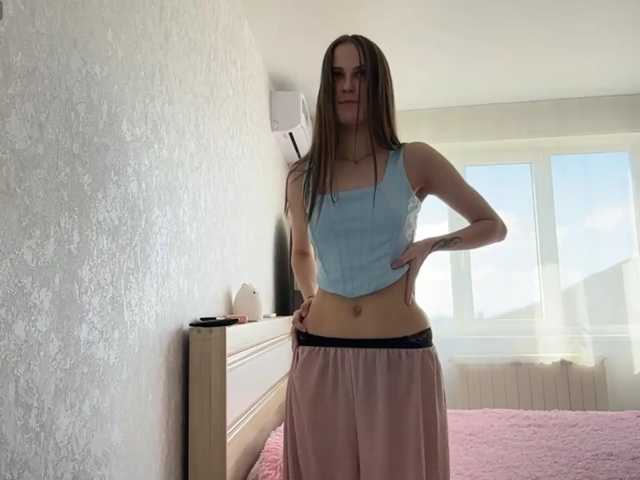 AudreaDede live cam on BongaCams