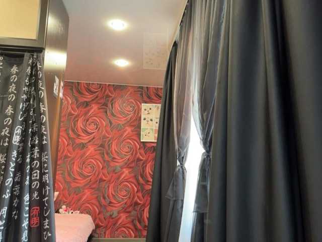 AudreaDede live cam