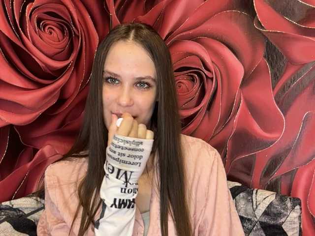 AudreaDede live cam on BongaCams