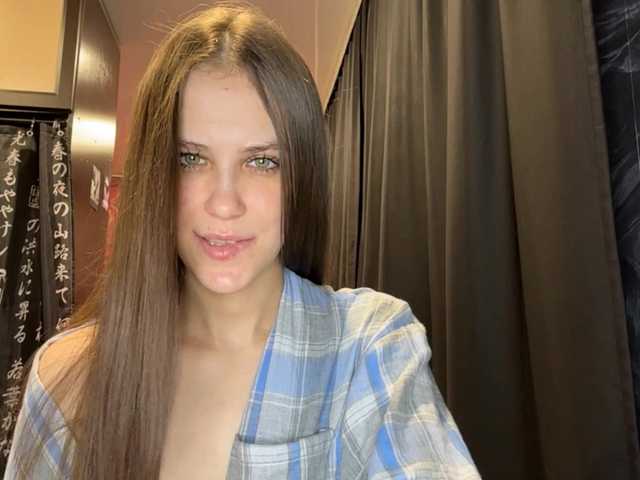 AudreaDede live cam on BongaCams