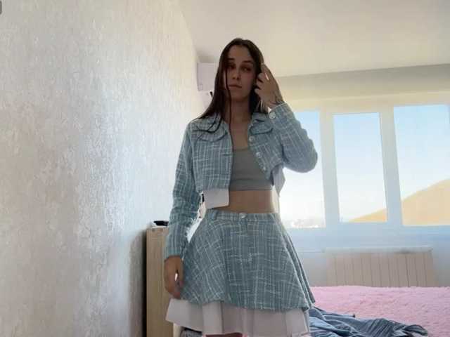 AudreaDede, en directo ahora en BongaCams