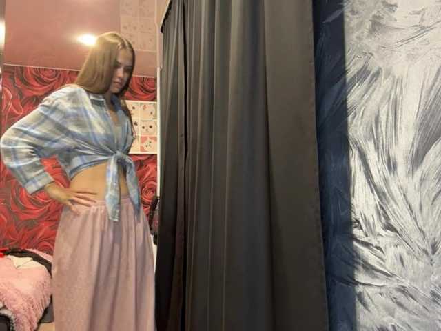 AudreaDede live cam on BongaCams