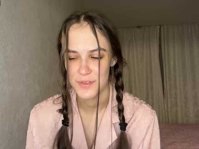 AudreaDede live cam on BongaCams