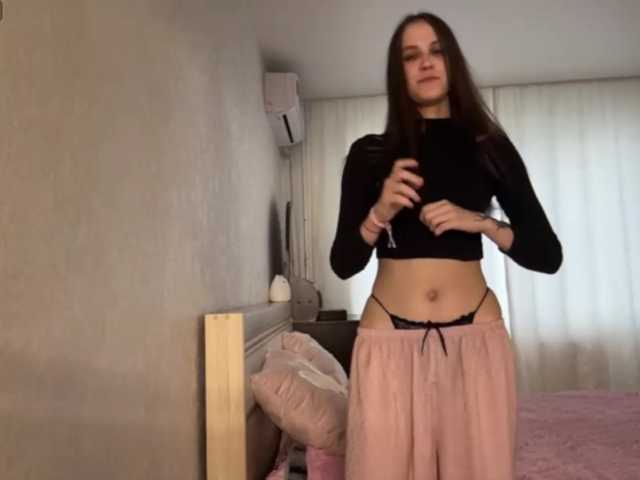 AudreaDede live cam on BongaCams