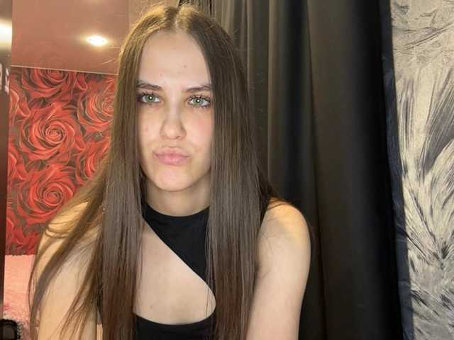 AudreaDede live cam on BongaCams