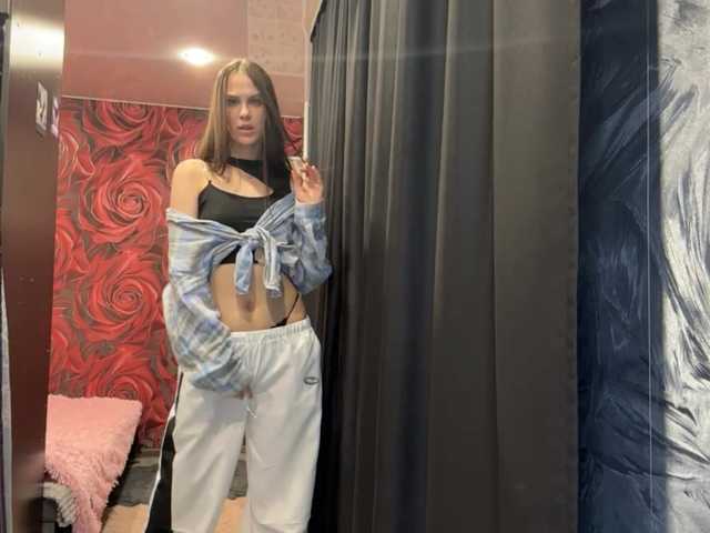 AudreaDede live cam on BongaCams