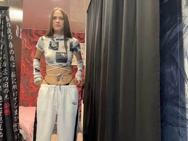 AudreaDede live cam on BongaCams