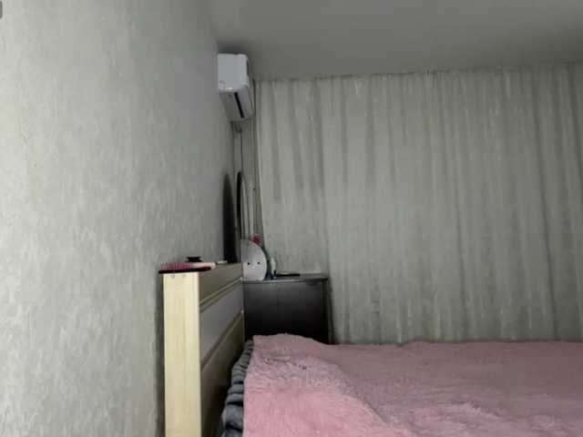 AudreaDede live cam on BongaCams