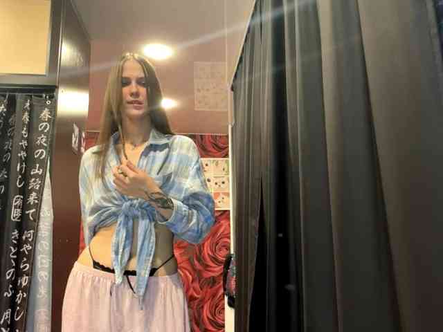 AudreaDede webcam