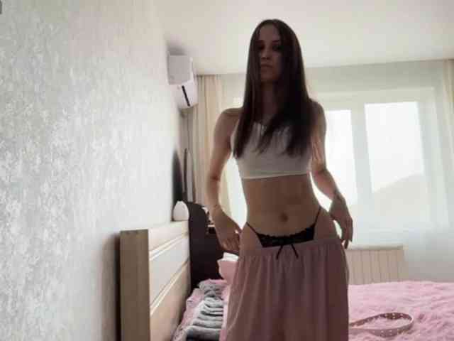 モデル: AudreaDede
