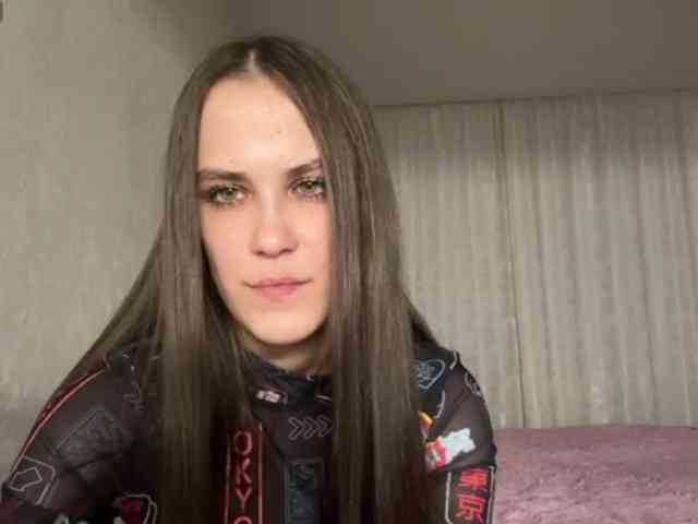 Model: AudreaDede