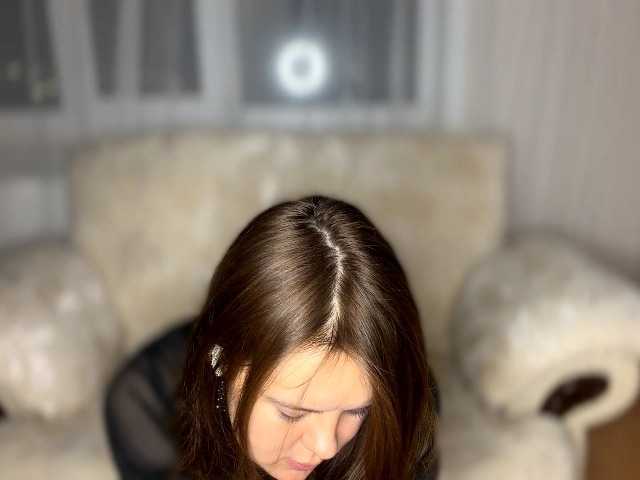 AuraBaby live cam preview