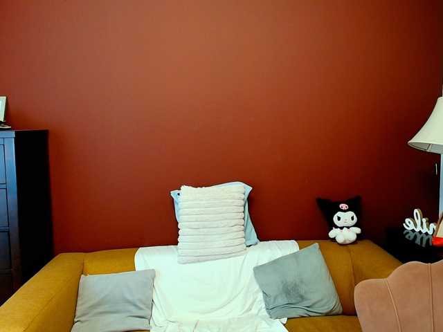 JuliaBlossom live cam on BongaCams