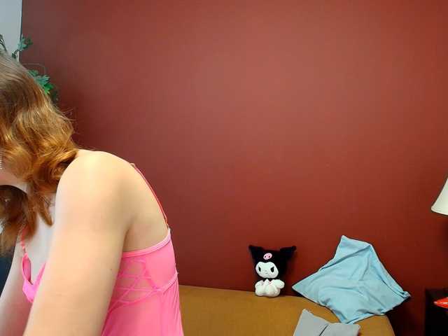 JuliaBlossom live cam on BongaCams