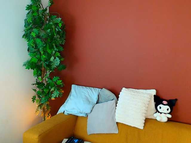 JuliaBlossom live cam on BongaCams
