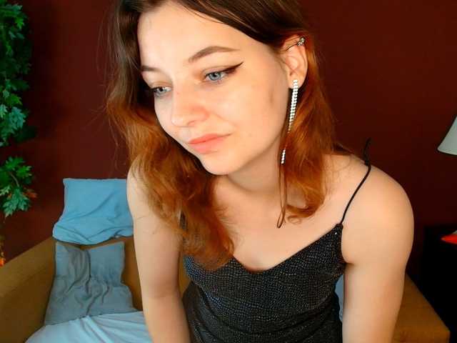 JuliaBlossom live cam on BongaCams