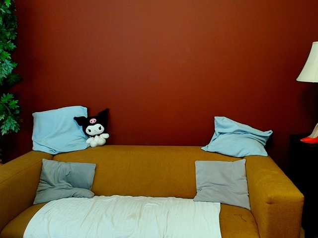 JuliaBlossom live cam on BongaCams