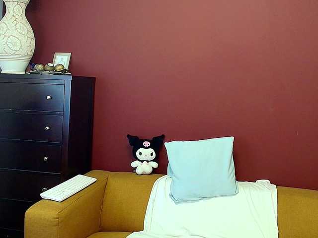 JuliaBlossom live cam on BongaCams