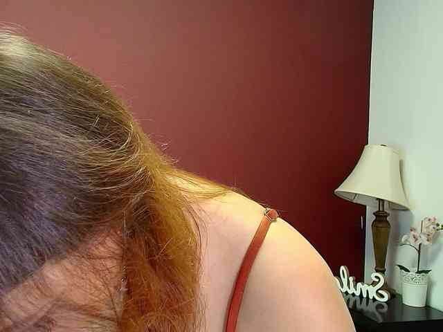 Modelo: JuliaBlossom