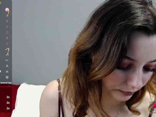 Modelo: JuliaBlossom