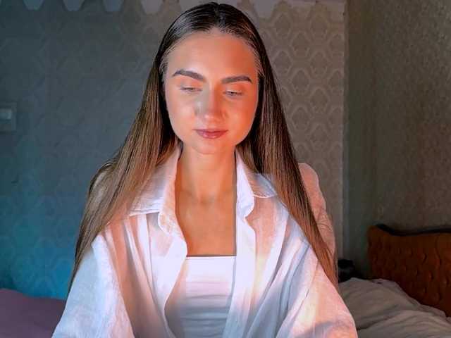 WhitleyClanin live cam on BongaCams