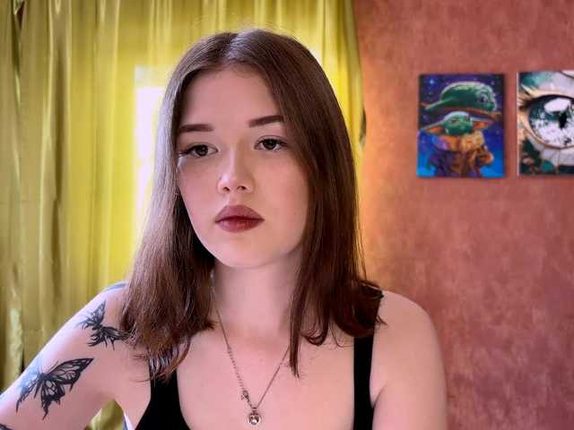 WhitleyClanin live cam on BongaCams